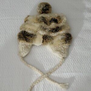 Vintage New Cozy Faux Fur Cream/ Brown Russian Hat